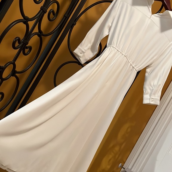 REFINED J Faux Wrap White Midi Dress - Picture 4 of 13